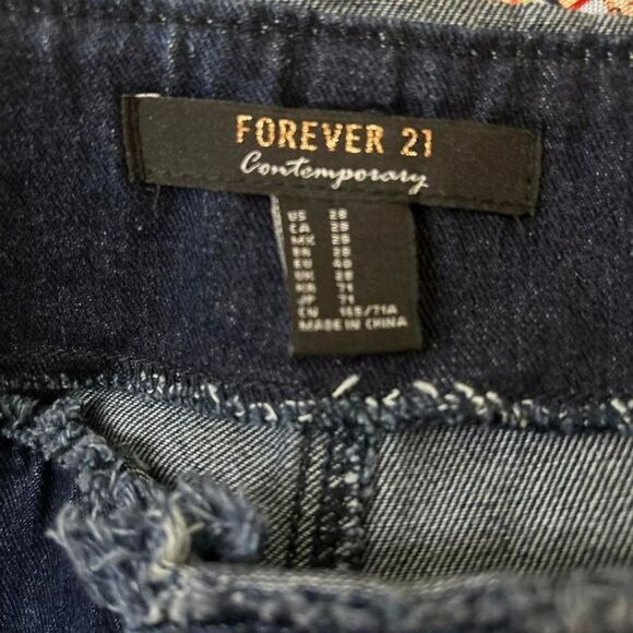 Forever 21 Womens Jeans size 28 High waisted denim wide leg pants raw hem - Picture 6 of 8